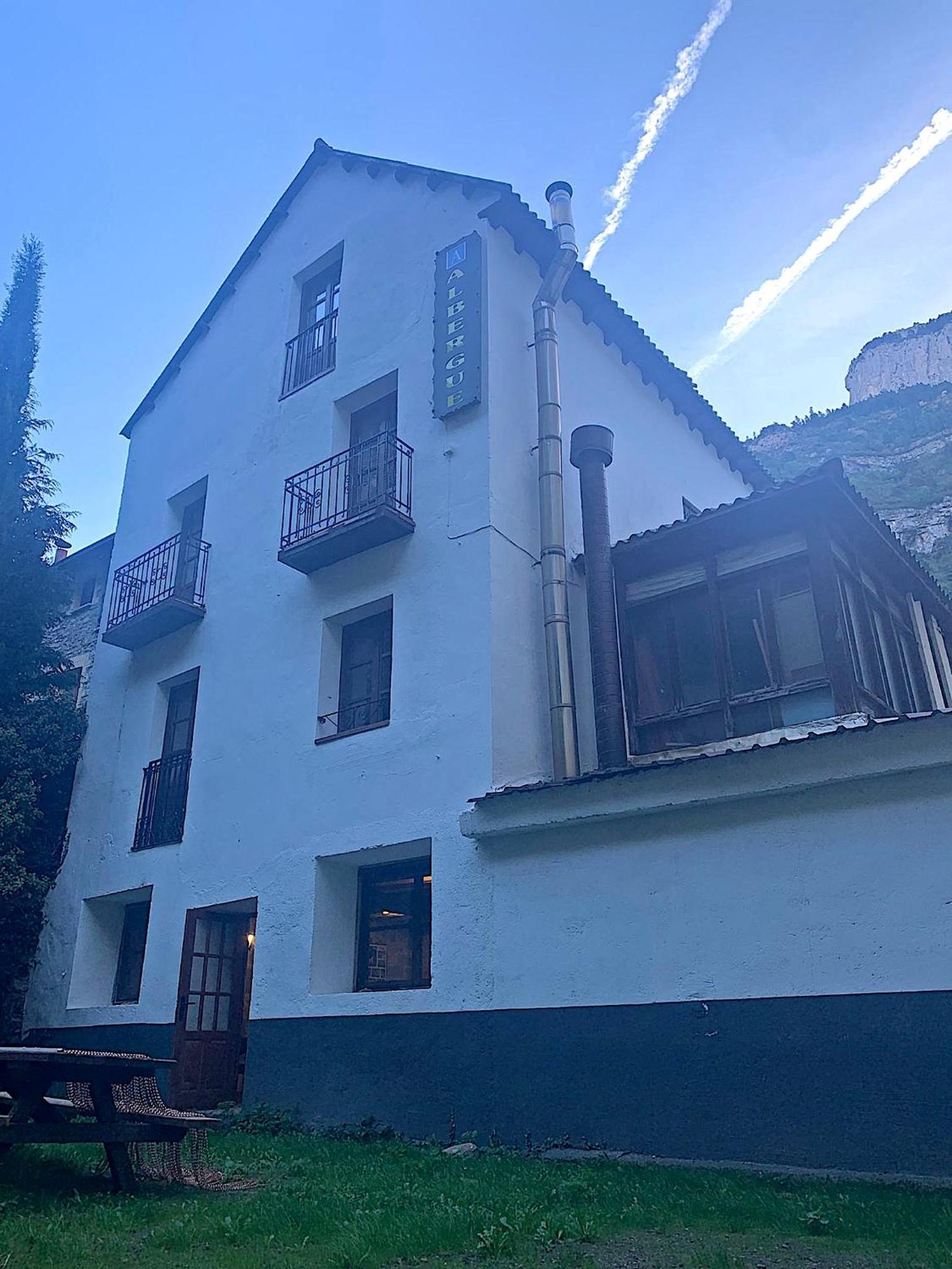 Albergue-Refugio Sargantana Канфранк Экстерьер фото