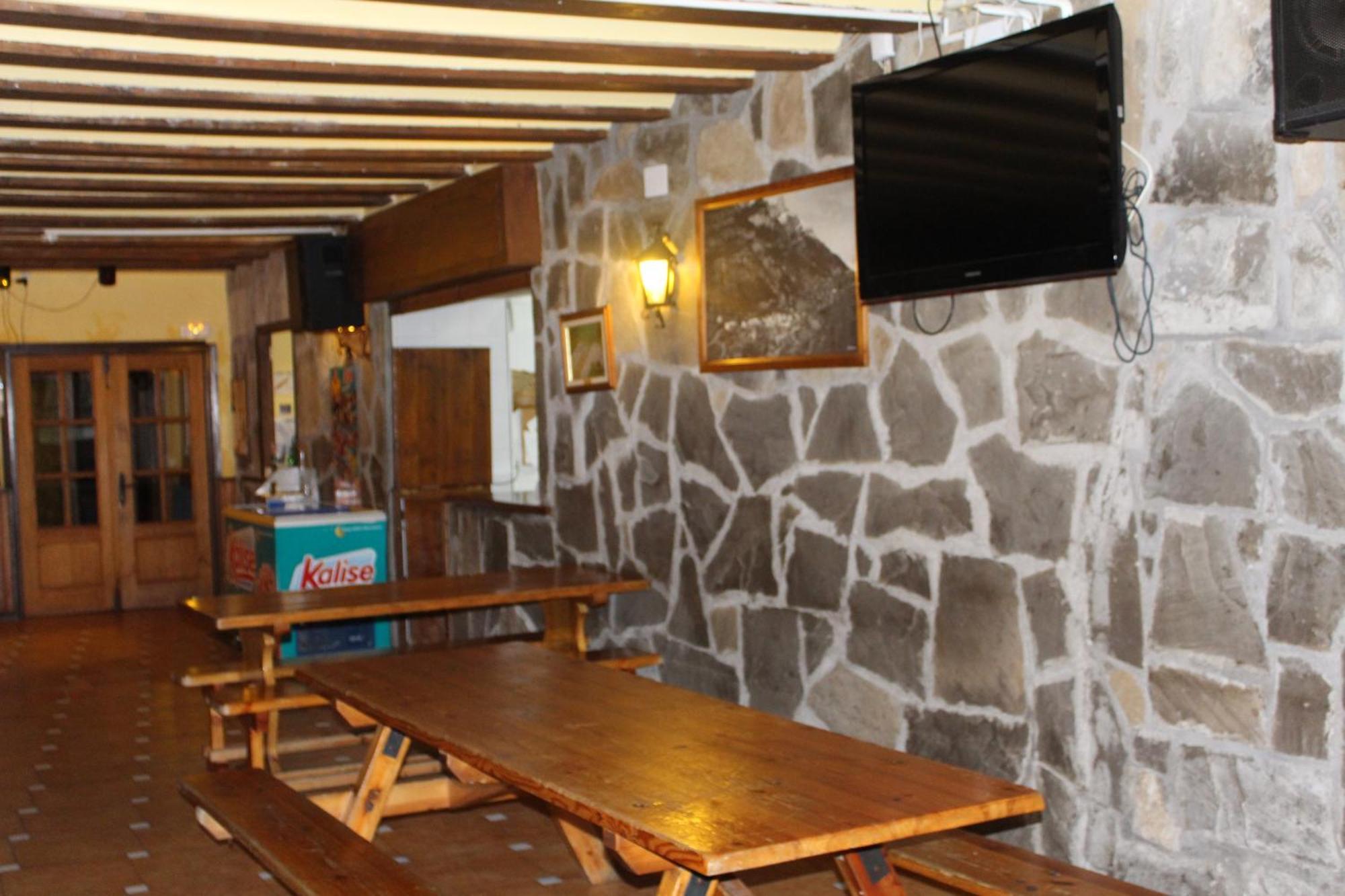 Albergue-Refugio Sargantana Канфранк Экстерьер фото